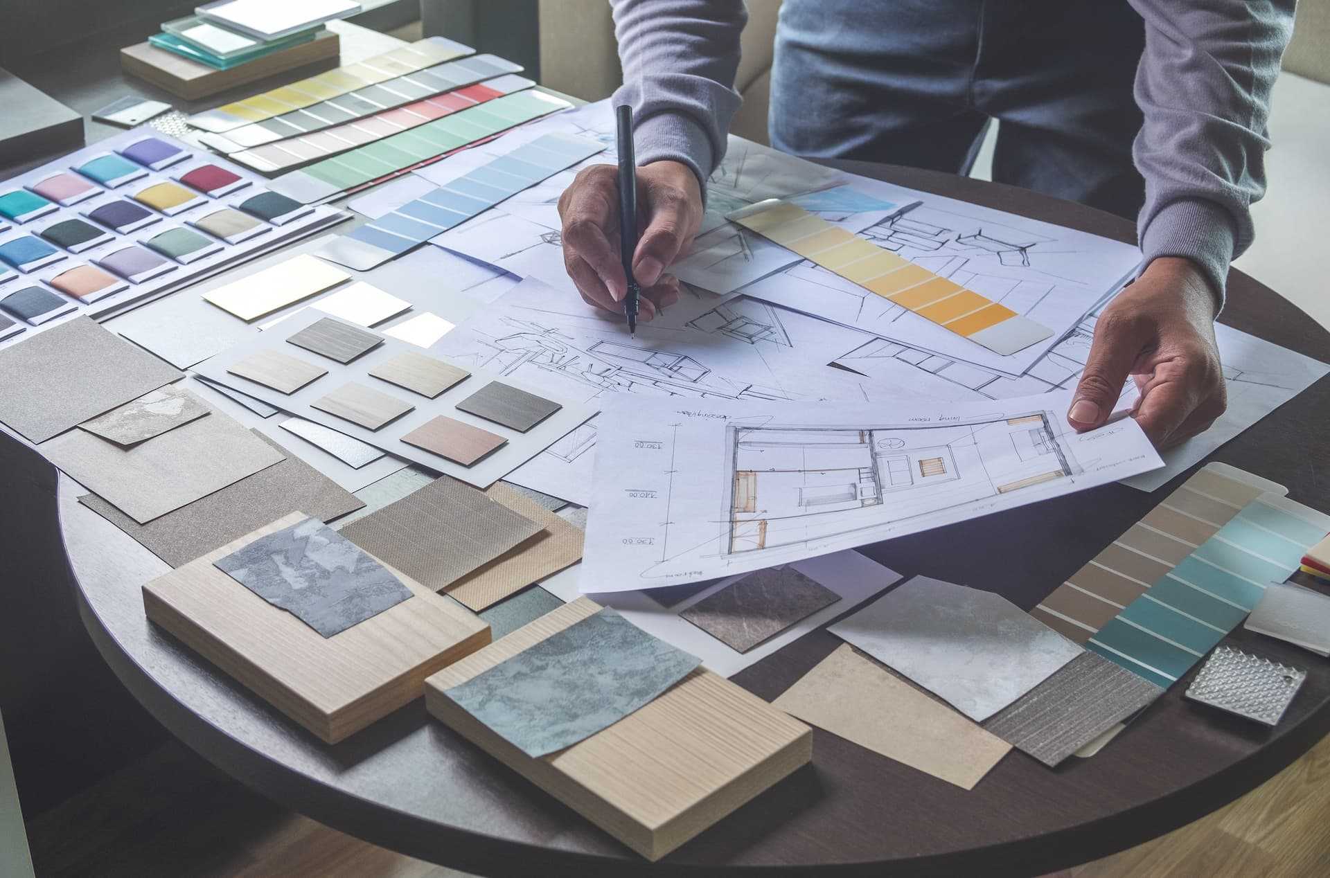 A man planning a custom made fabric roof riding arena.